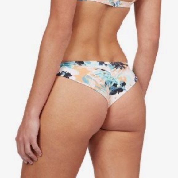 🌴ROXY Beach Classics Bottoms🌴 - Picture 5 of 7